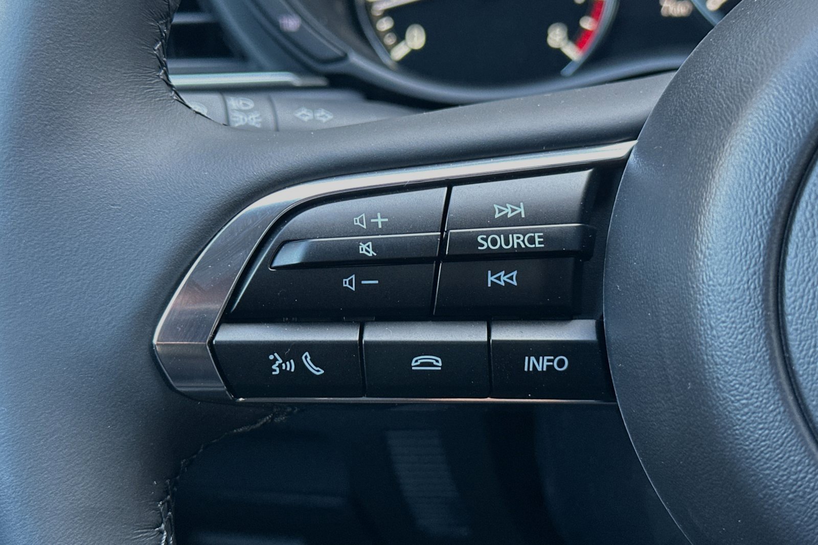 Used 2025 MAZDA CX-30 AWD 2.5 S w/ Select Sport Pkg image 27