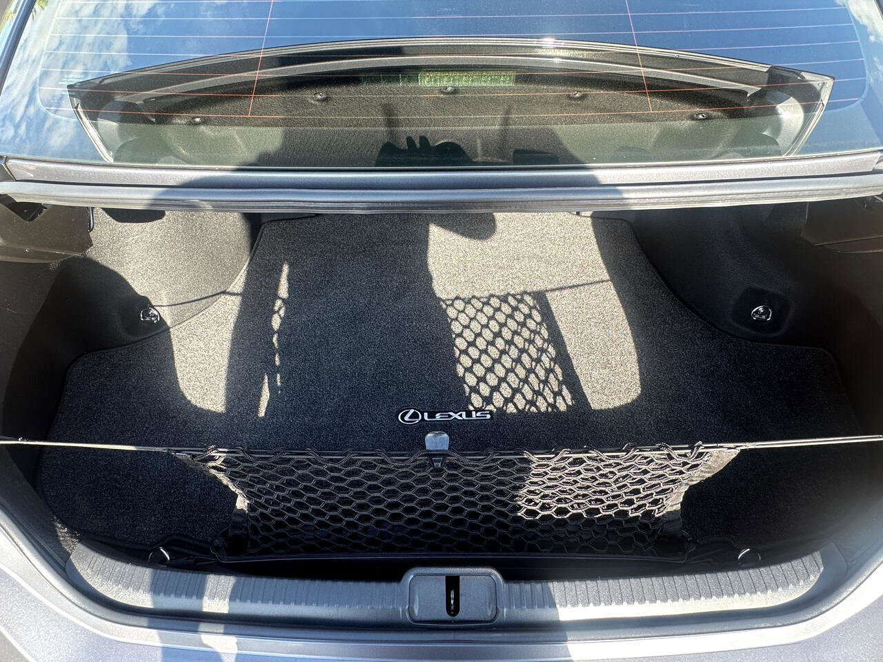 Used 2020 Lexus ES 350 w/ Luxury Package image 24