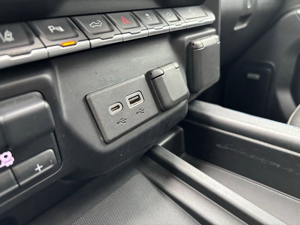 Used 2020 GMC Sierra 2500 AT4 w/ AT4 Premium Package image 26