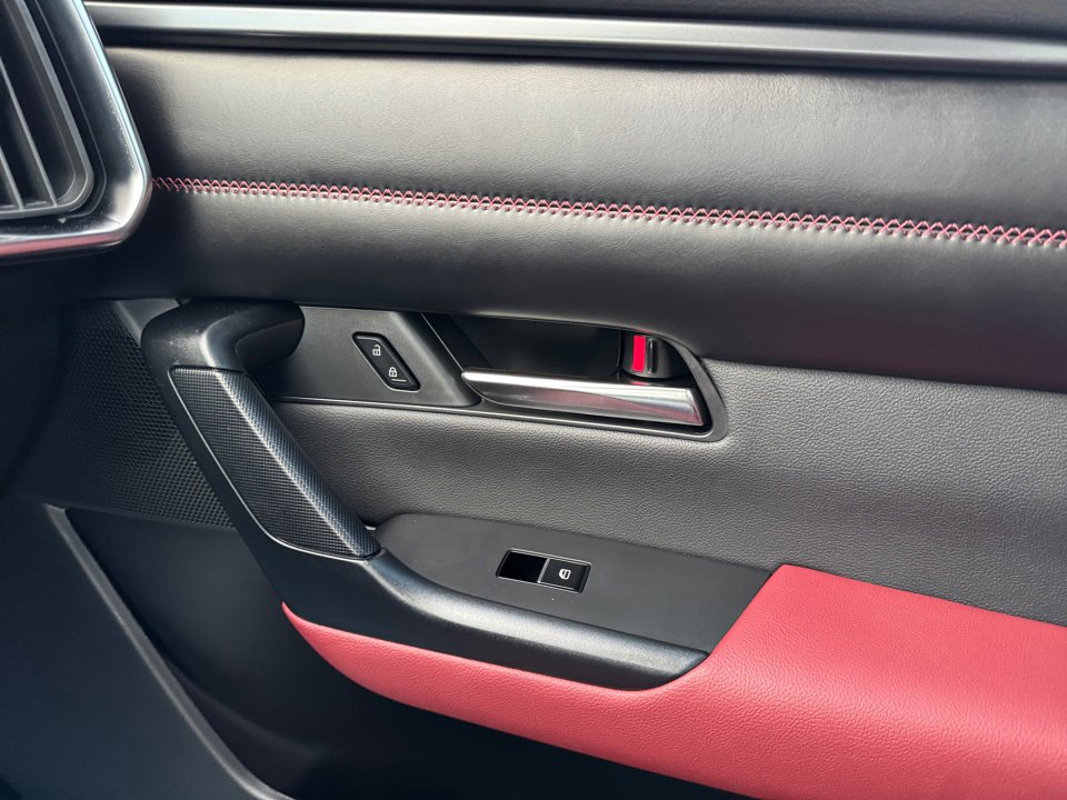 Certified 2025 MAZDA CX-50 2.5 Hybrid w/ Weather Package image 35