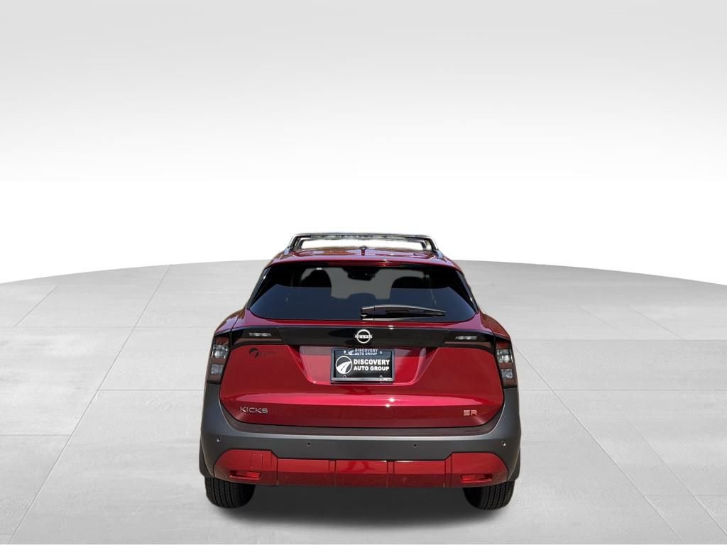 New 2026 Nissan Kicks SR image 5