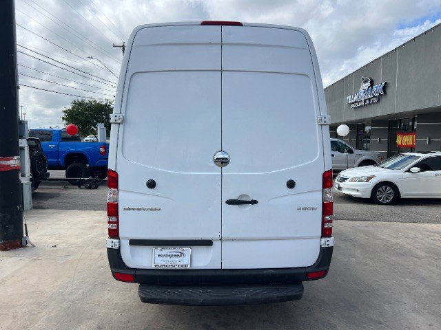 Used 2017 Freightliner Sprinter 2500 image 8