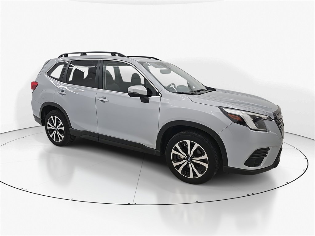Used 2024 Subaru Forester Limited image 4