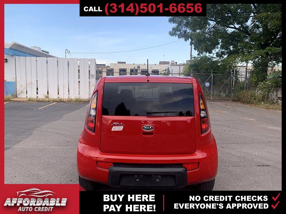 Used 2011 Kia Soul + image 4