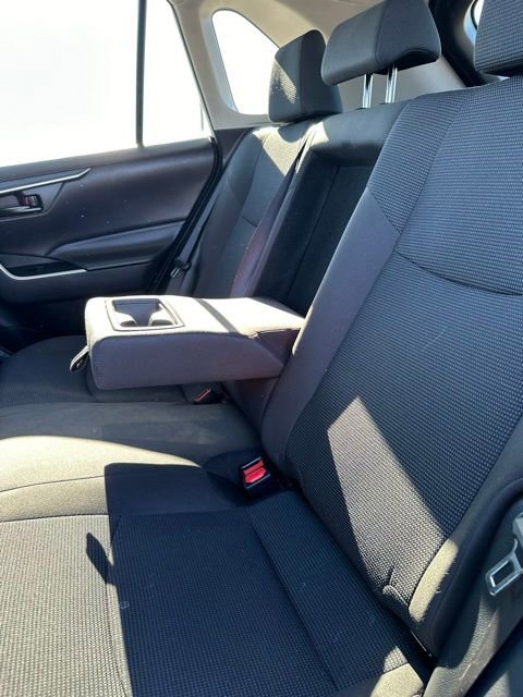 Used 2024 Toyota RAV4 LE image 17