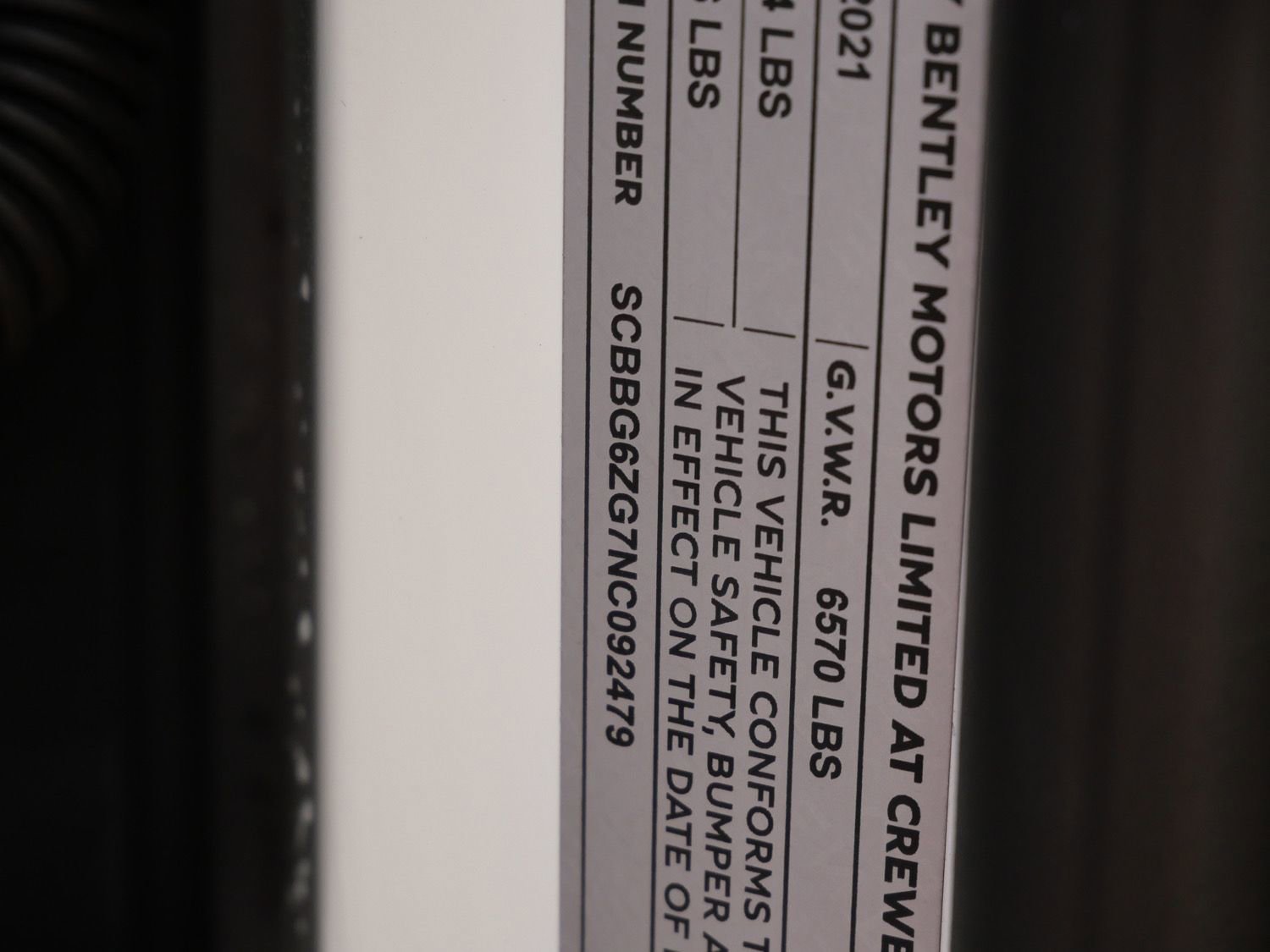 Used 2022 Bentley Flying Spur V8 image 26