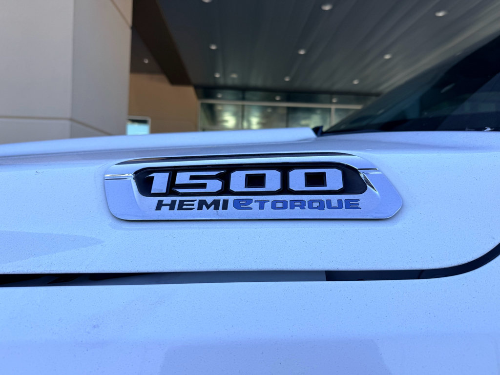 Used 2022 RAM 1500 Laramie AWD/4WD image 31