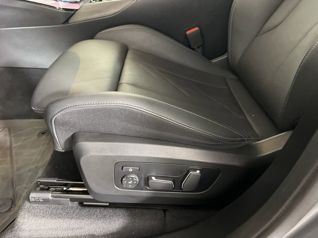 Used 2025 BMW X3 xDrive30i image 16