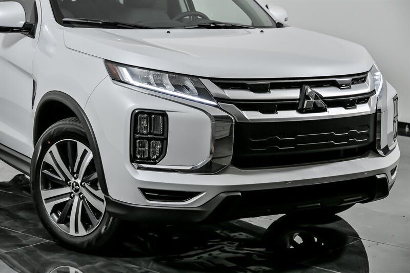 New 2025 Mitsubishi Outlander Sport SE AWD/4WD image 2
