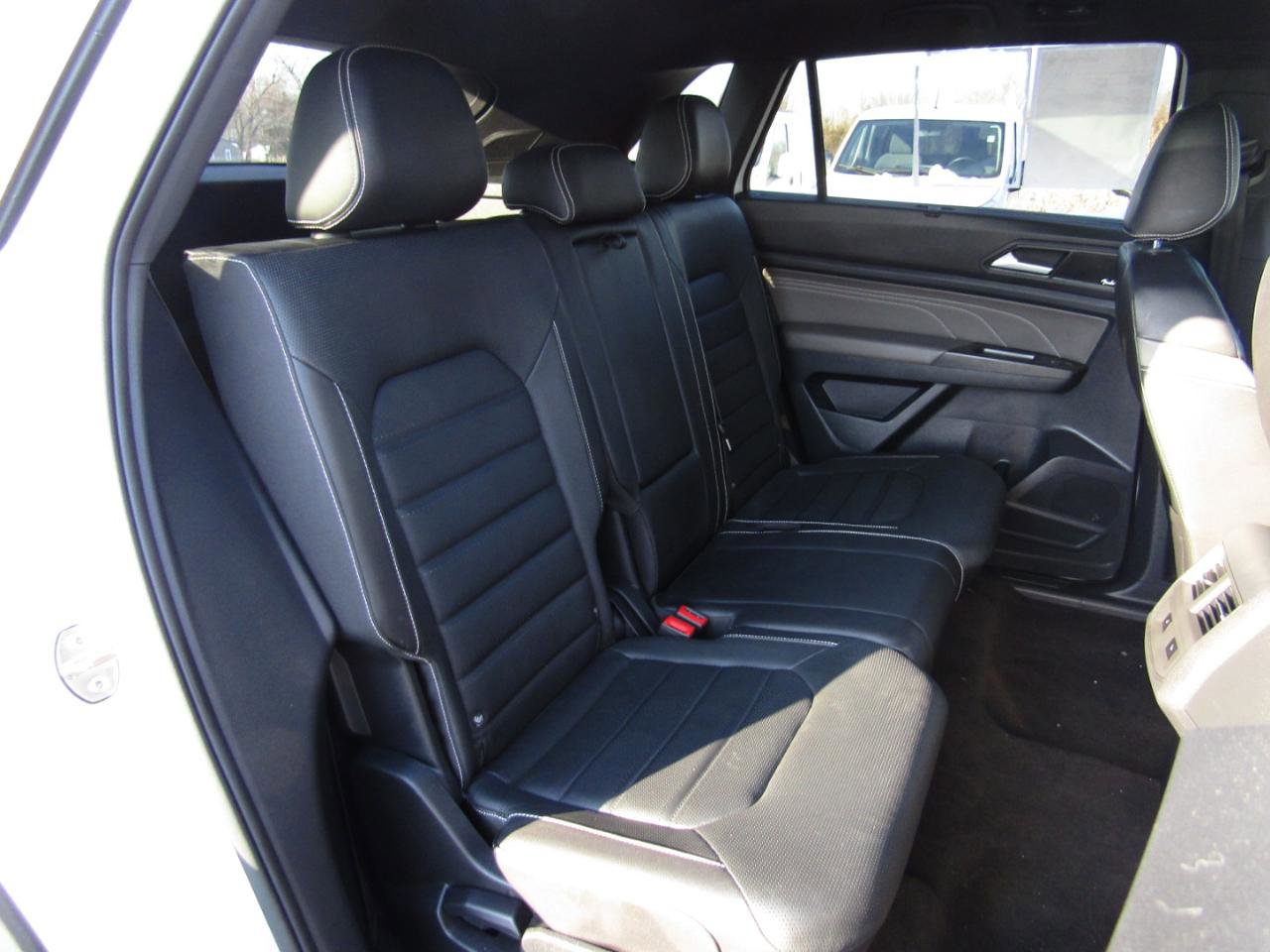 Used 2021 Volkswagen Atlas Cross Sport SEL Premium R-Line image 27