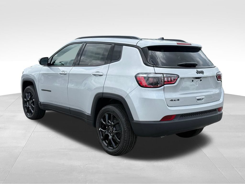 New 2026 Jeep Compass Latitude AWD/4WD image 3