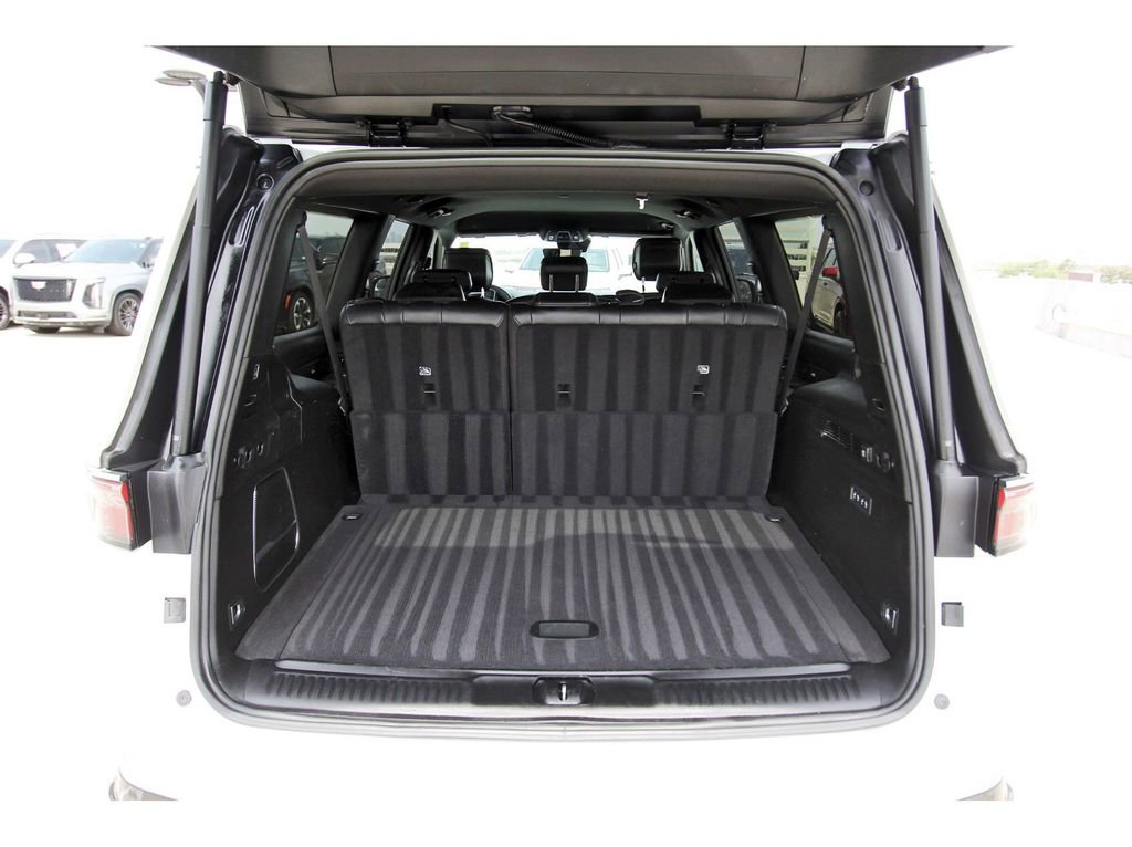 Used 2024 Jeep Wagoneer L Series II image 30