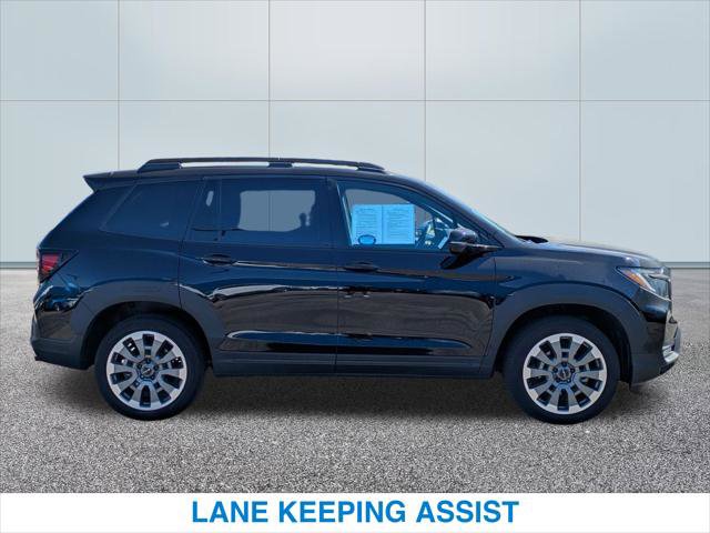 Certified 2024 Honda Passport Black Edition image 6