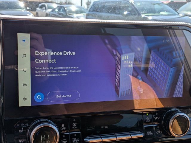 Used 2024 Toyota Highlander Platinum image 27