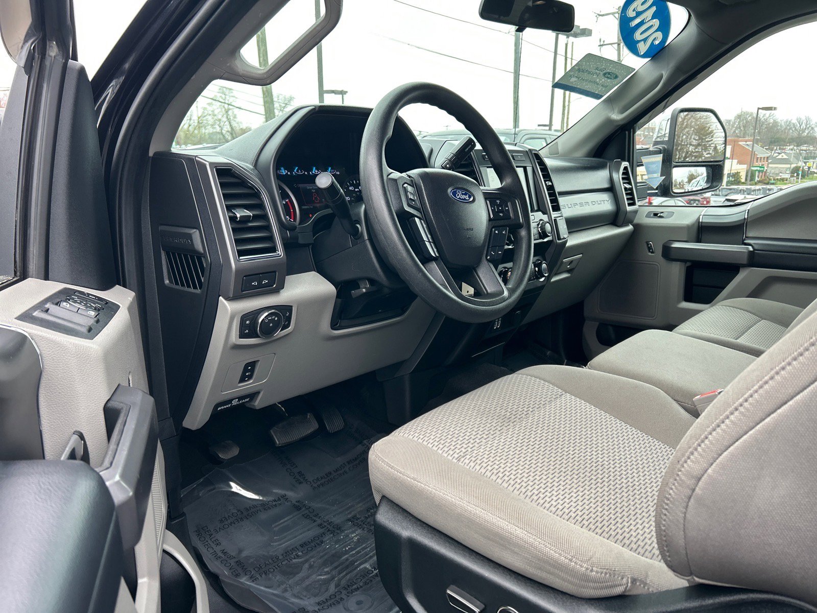 Certified 2019 Ford F250 XLT w/ XLT Premium Package image 7