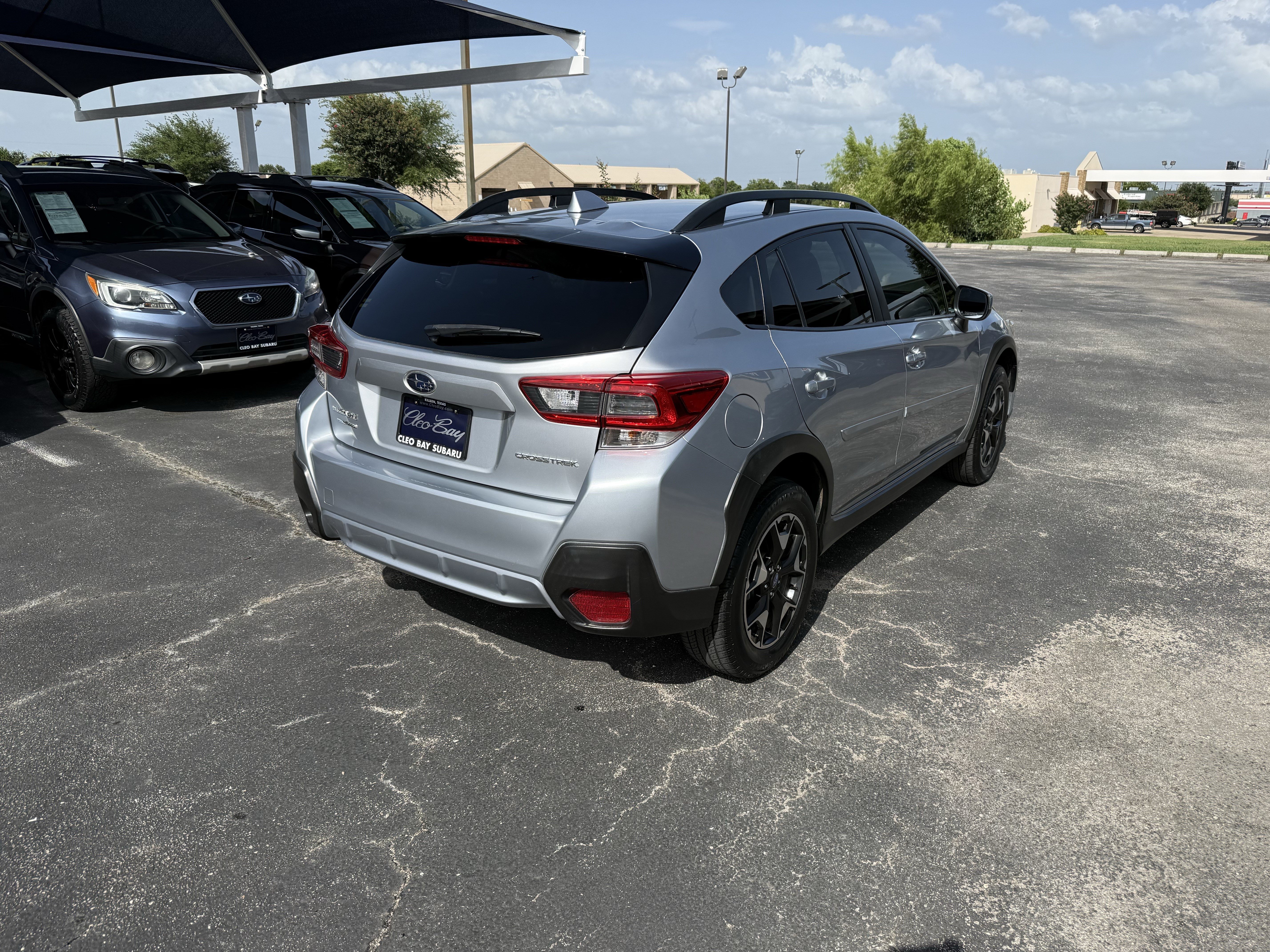 Used 2020 Subaru Crosstrek 2.0i Premium w/ Moonroof Package 1 AWD/4WD image 11
