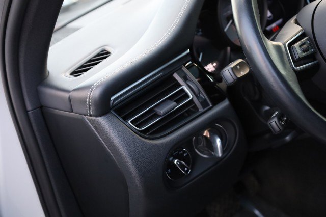 Used 2023 Porsche Macan S image 27