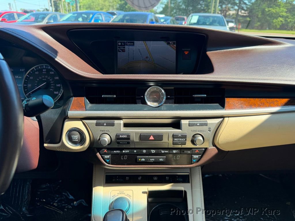 Used 2016 Lexus ES 350 FWD image 23