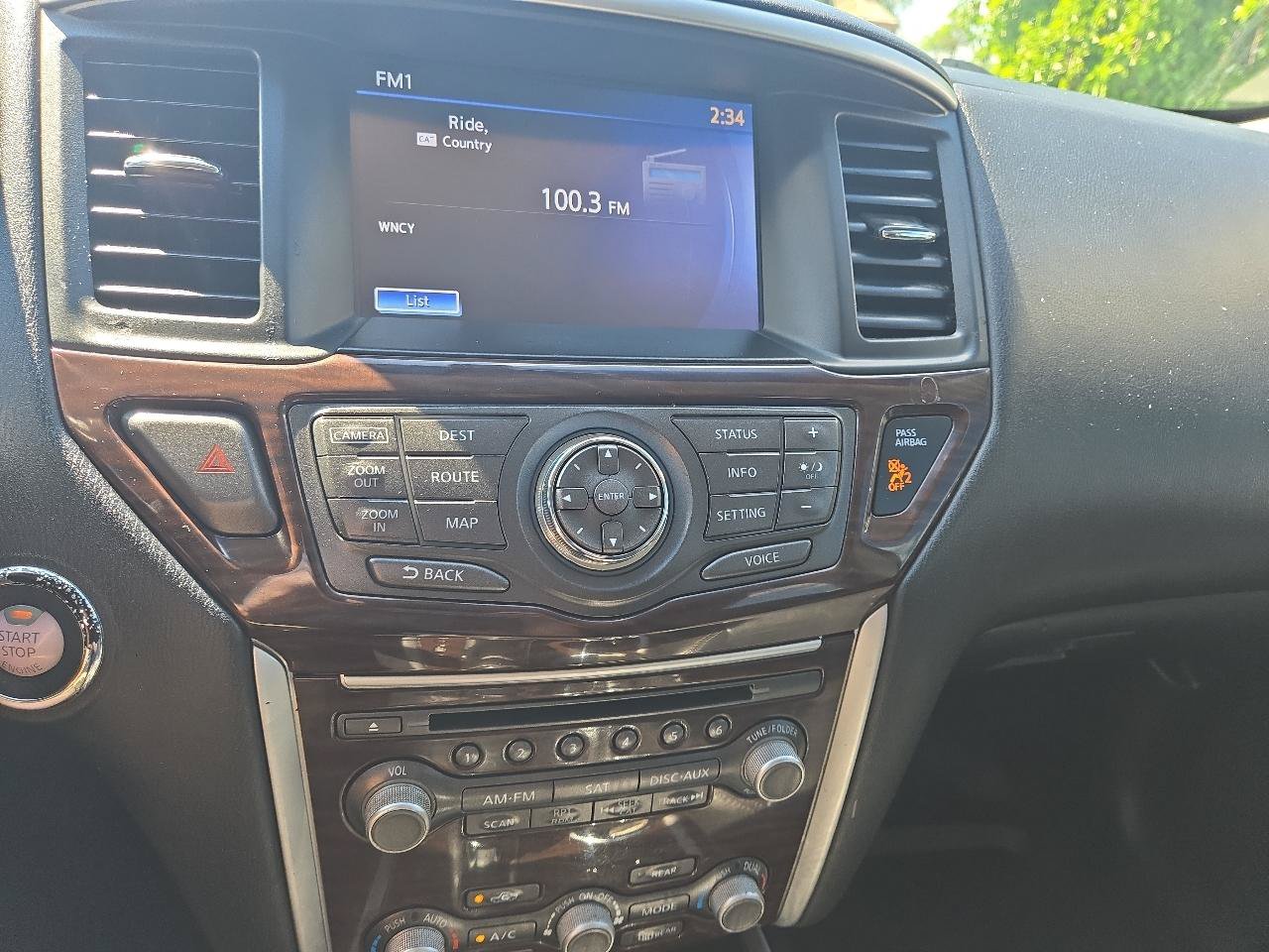 Used 2014 Nissan Pathfinder Platinum w/ Platinum Premium Package AWD/4WD image 23