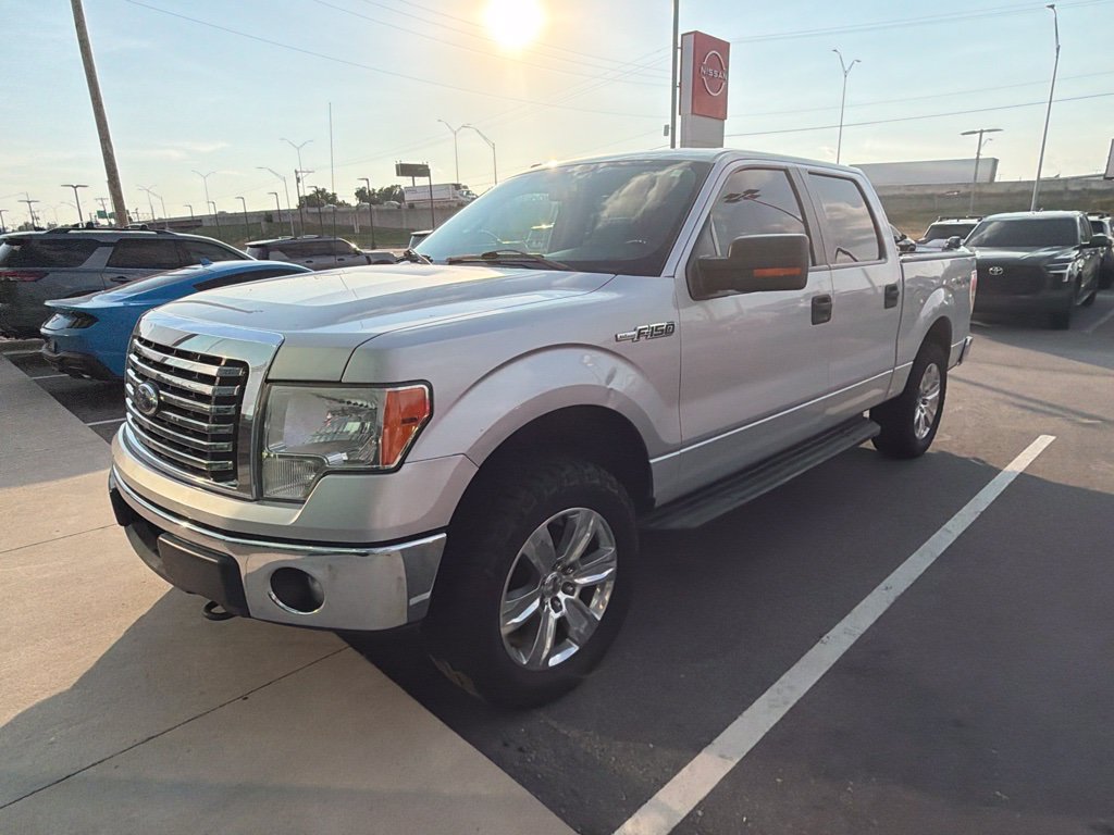 Used 2013 Ford F150 XLT w/ Mid Equipment Group AWD/4WD image 1