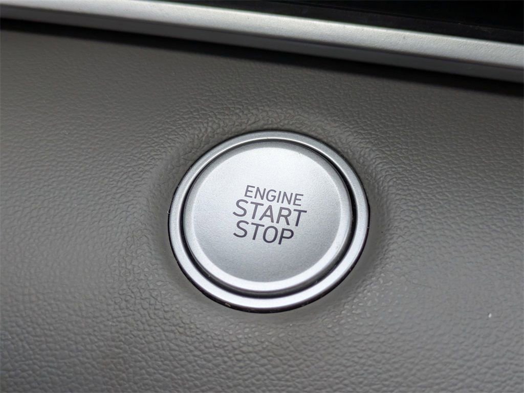 Used 2023 Hyundai Elantra SEL image 26