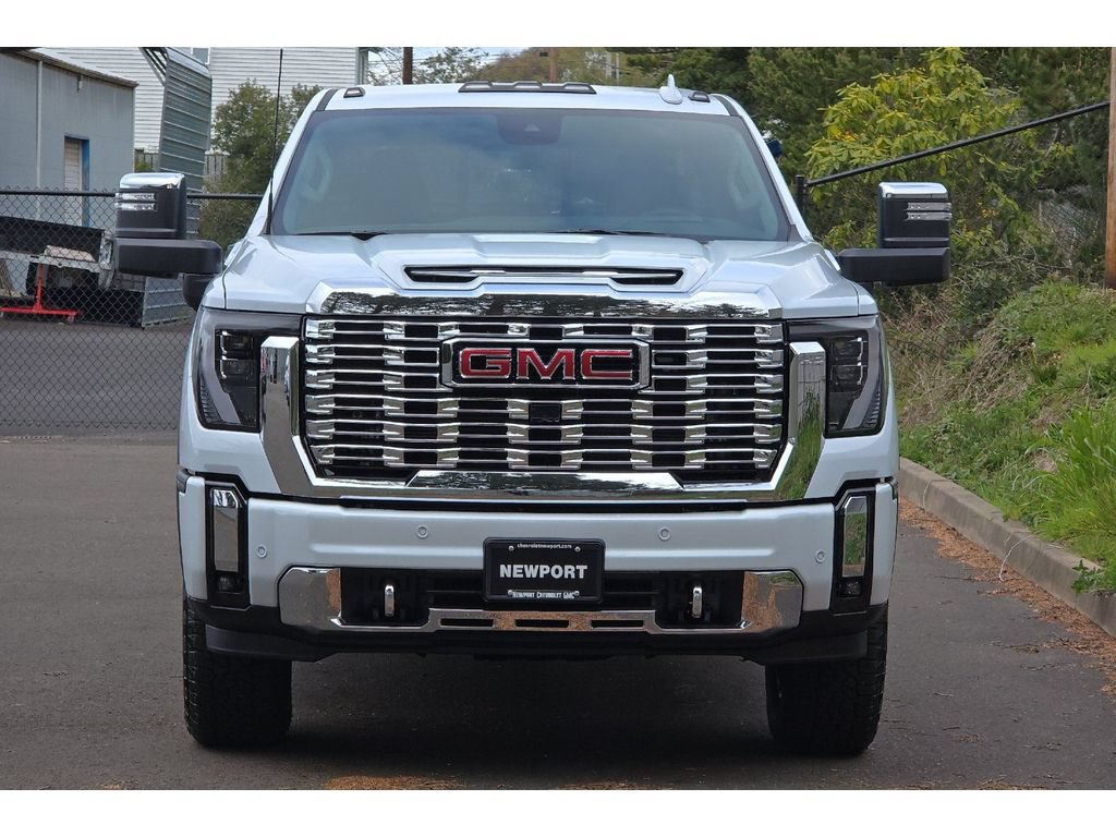 New 2026 GMC Sierra 2500 Denali w/ Technology Package AWD/4WD image 9