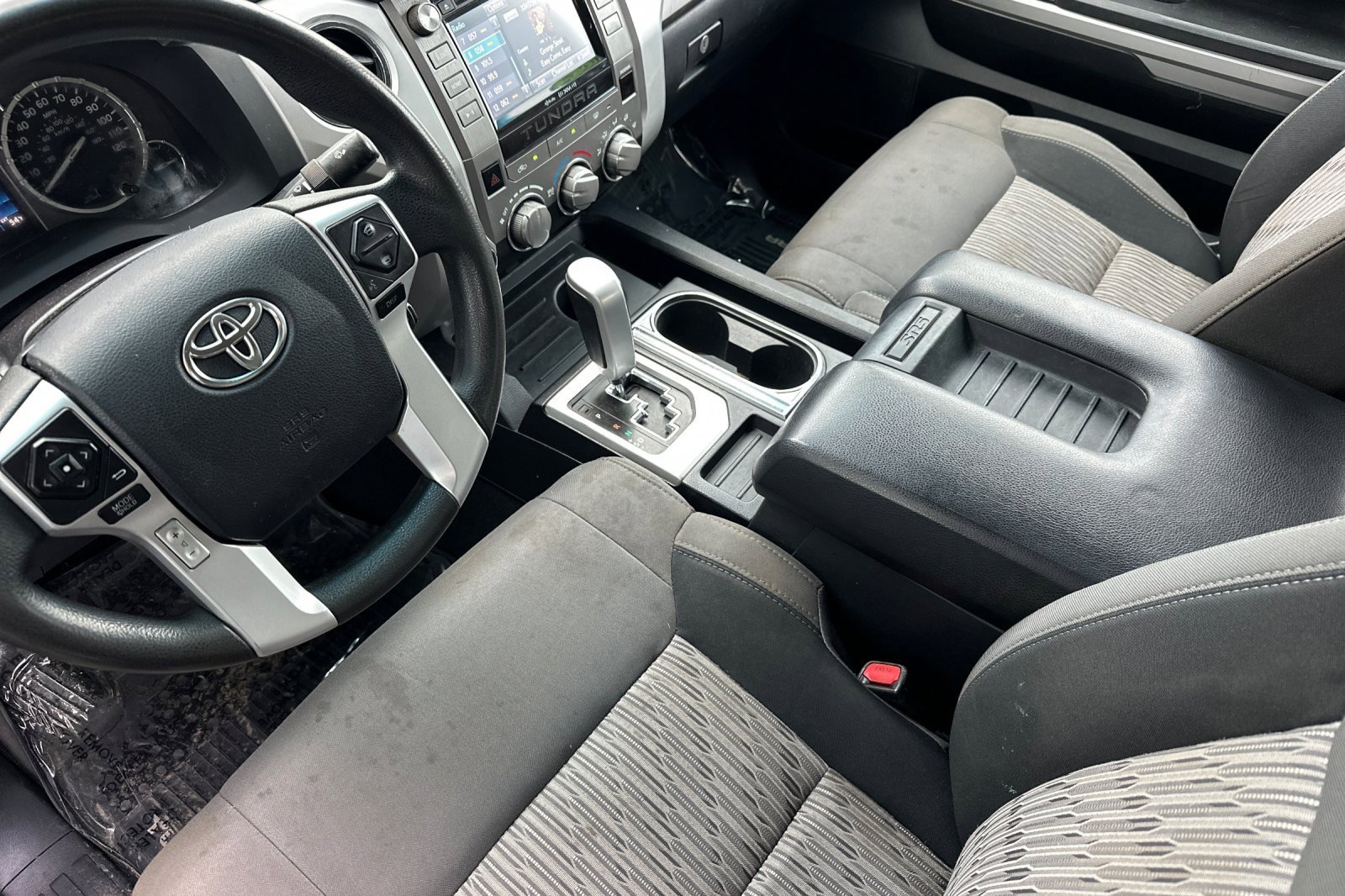 Used 2017 Toyota Tundra SR5 w/ TRD Off Road Package image 7