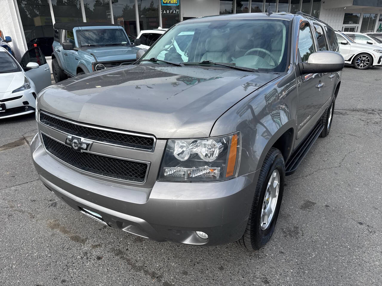 Used 2008 Chevrolet Suburban LT w/ LT Preferred Equipment Group