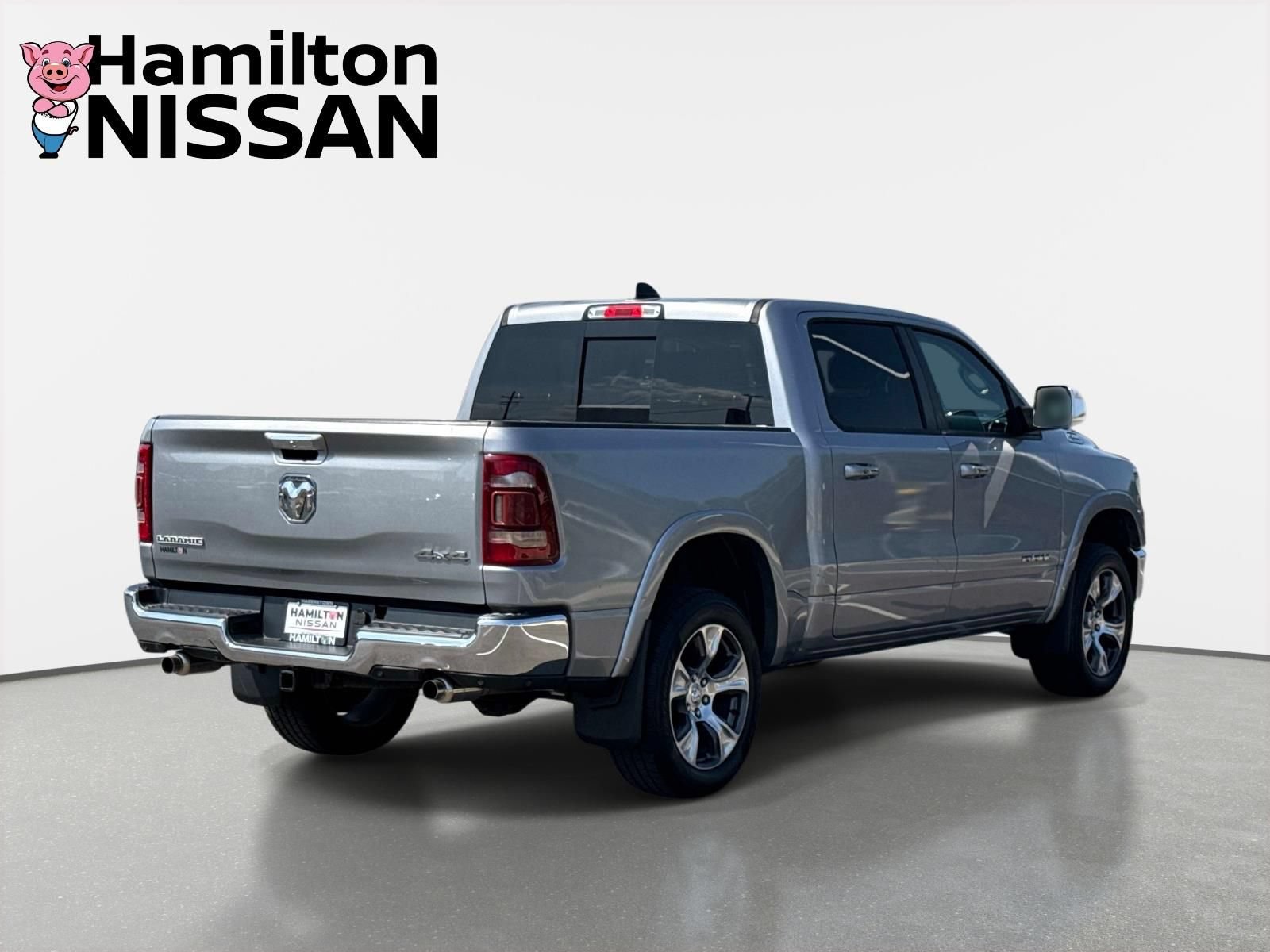 Used 2019 RAM 1500 Laramie AWD/4WD image 2