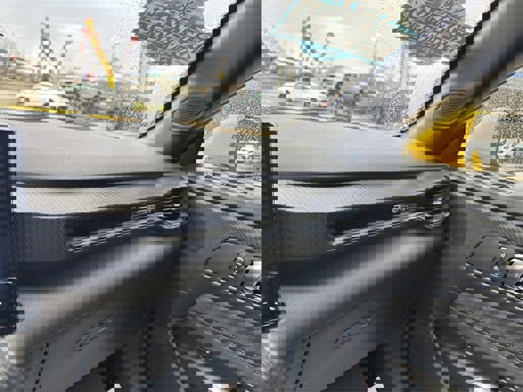 Used 2024 Ford Mustang EcoBoost image 22