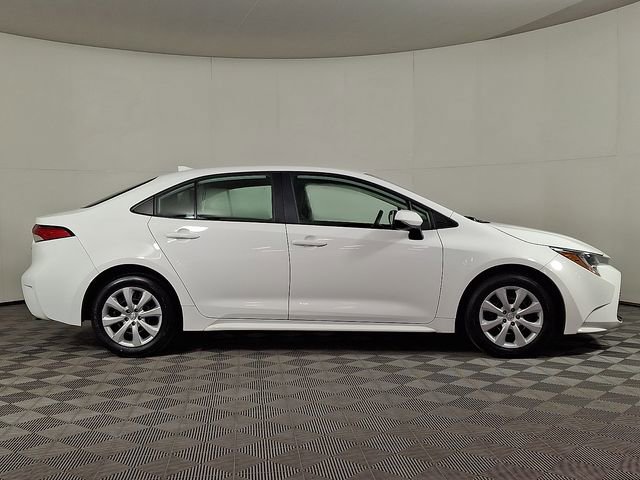 Used 2024 Toyota Corolla LE image 10