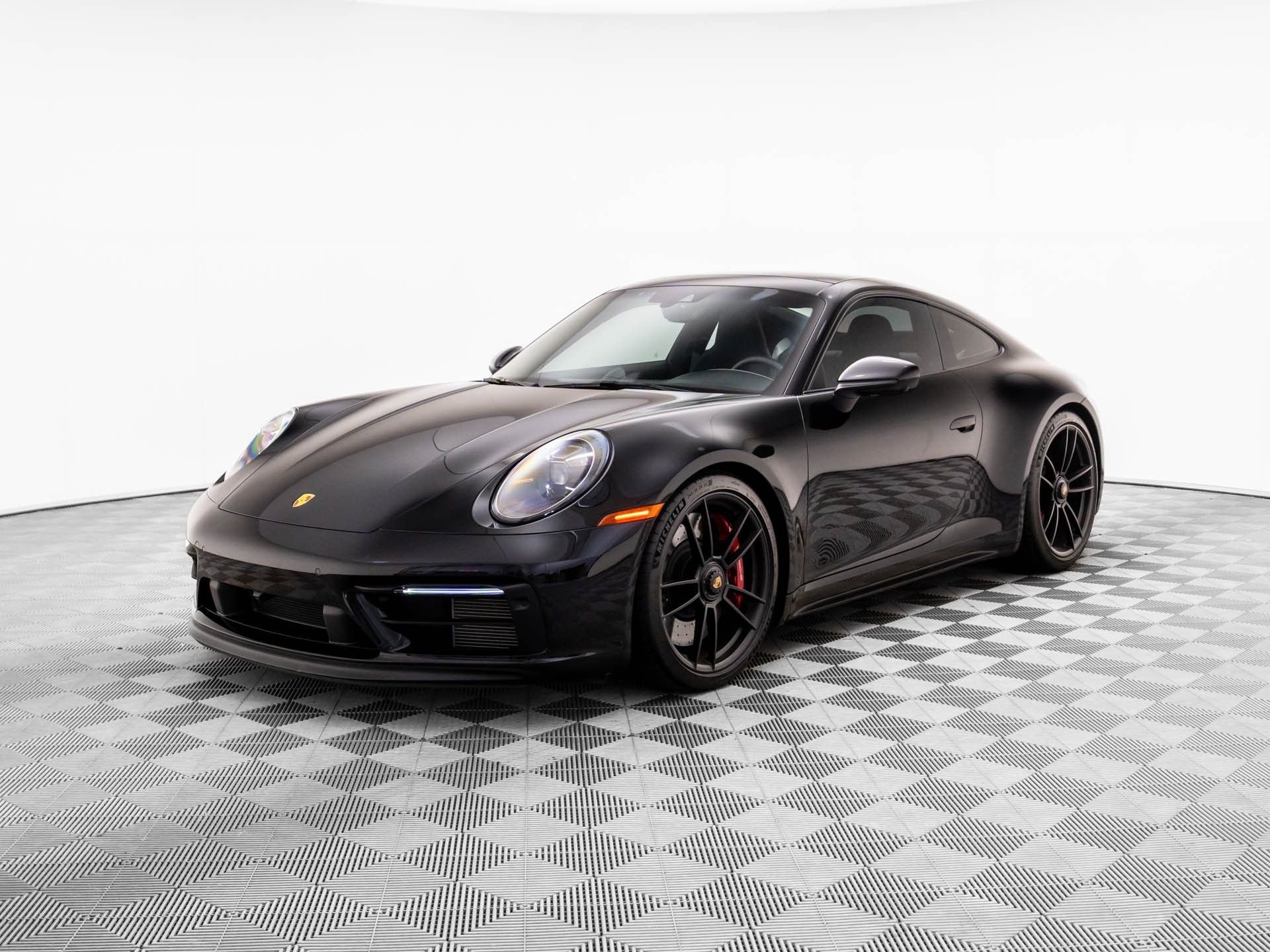 Used 2023 Porsche 911 Carrera GTS image 1