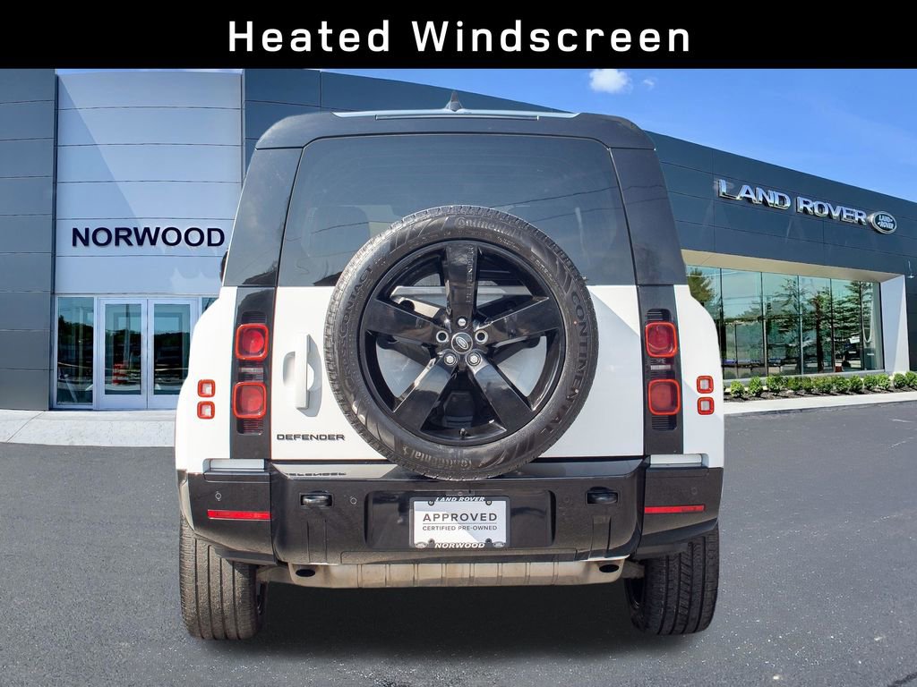 Certified 2024 Land Rover Defender 130 X-Dynamic SE image 5