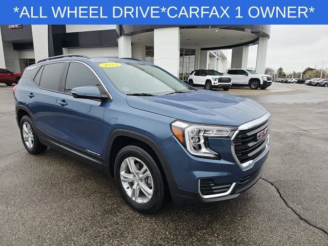 Used 2024 GMC Terrain SLE w/ Driver Convenience Package image 27