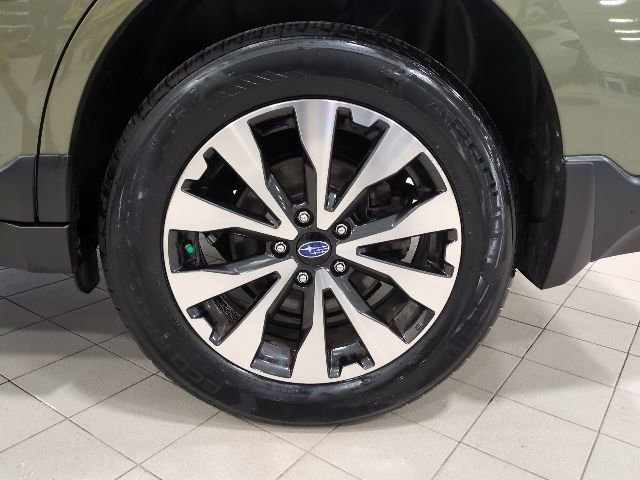 Used 2017 Subaru Outback 3.6R Limited image 20