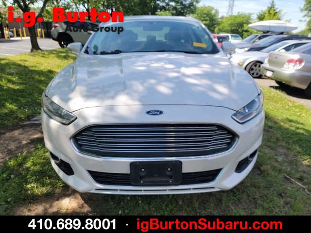 Used 2016 Ford Fusion Titanium FWD image 2