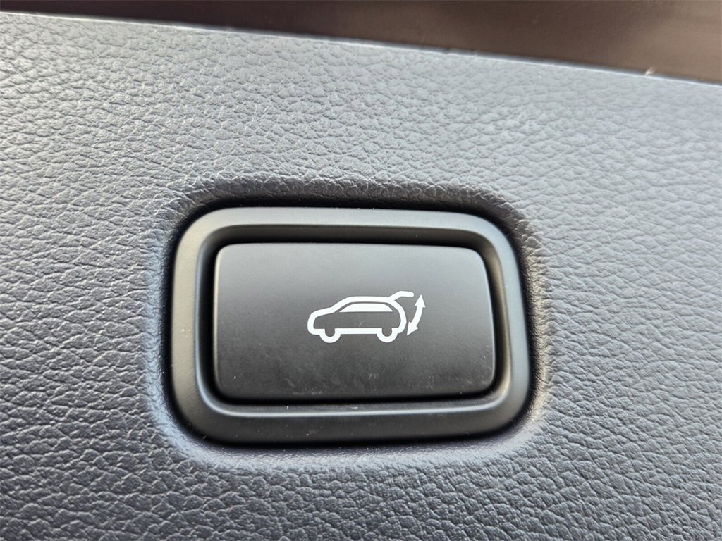 Used 2024 Hyundai Palisade Calligraphy image 16