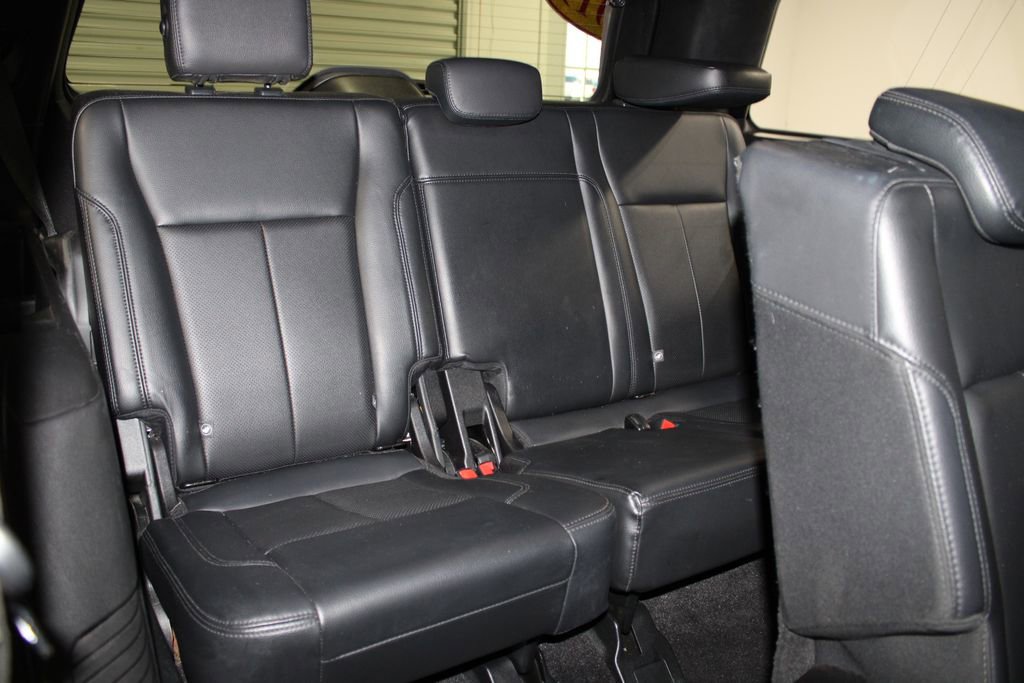 Used 2019 Ford Expedition XLT w/ Equipment Group 202A image 27