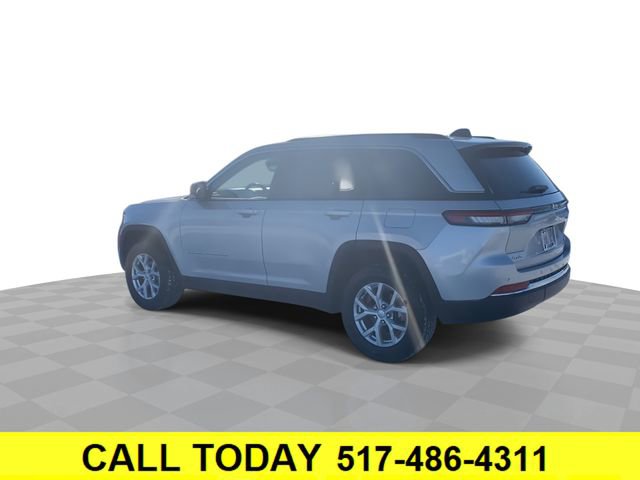 Used 2023 Jeep Grand Cherokee Limited image 6