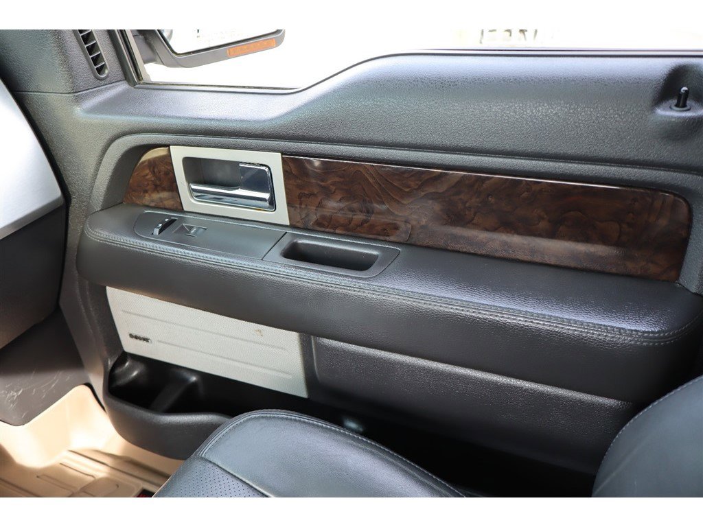 Used 2013 Ford F150 Platinum image 25
