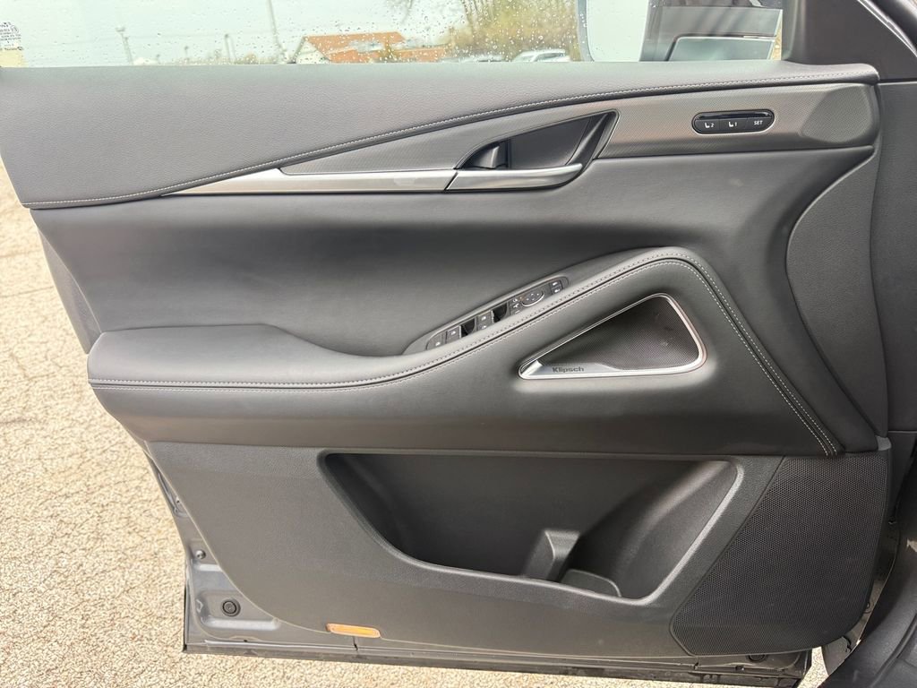Certified 2026 INFINITI QX60 Luxe w/ Cargo Package image 13