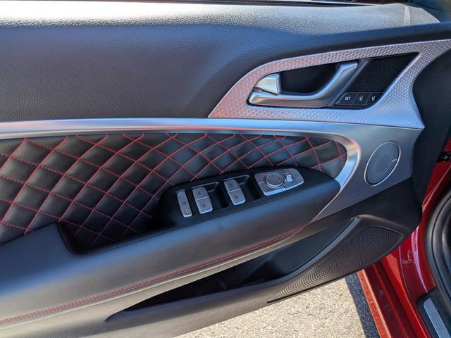 Used 2023 Genesis G70 3.3T w/ Sport Prestige Package image 8