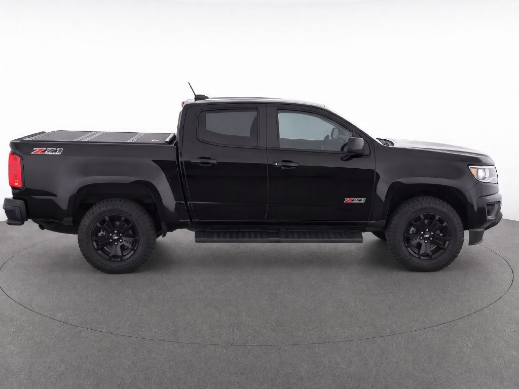 Used 2017 Chevrolet Colorado Z71 w/ Z71 Midnight Edition AWD/4WD image 8