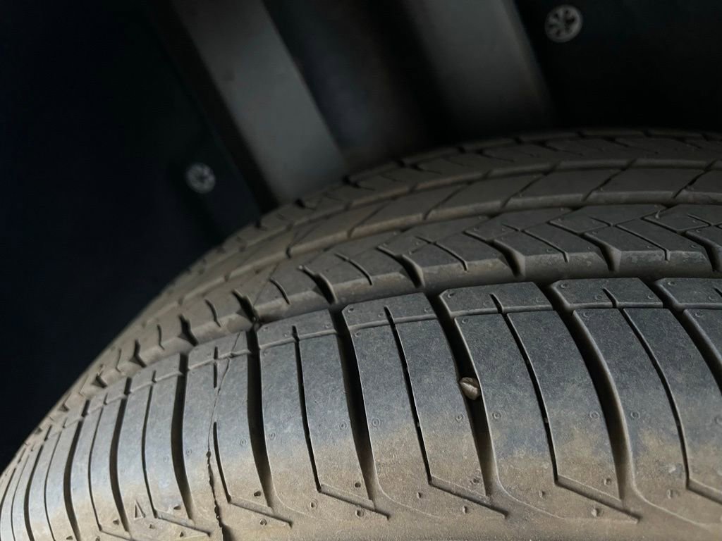 Used 2017 Ford Escape SE image 12