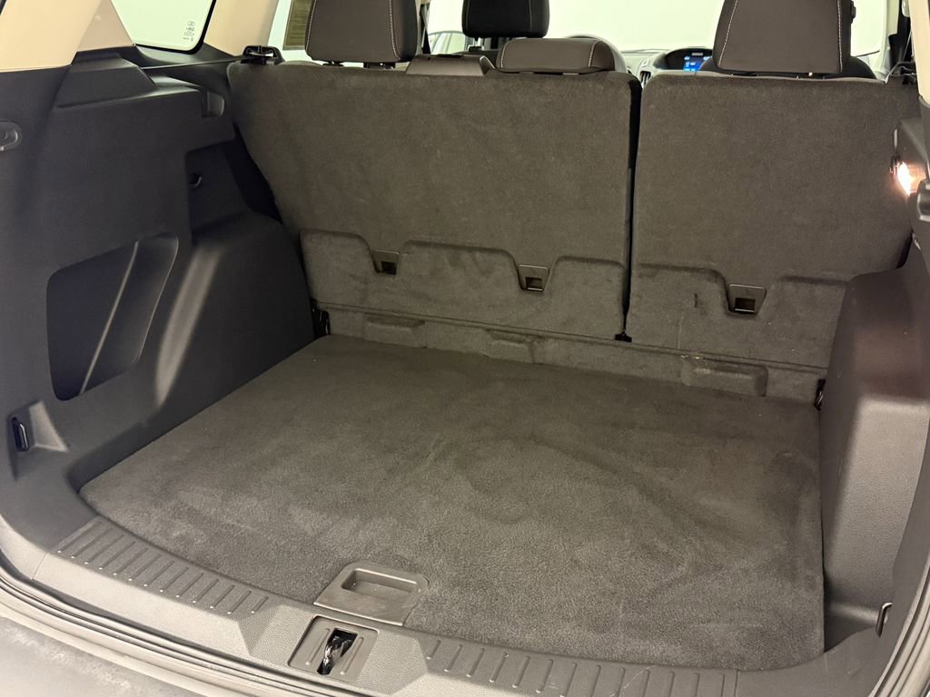 Used 2016 Ford Escape SE FWD image 12