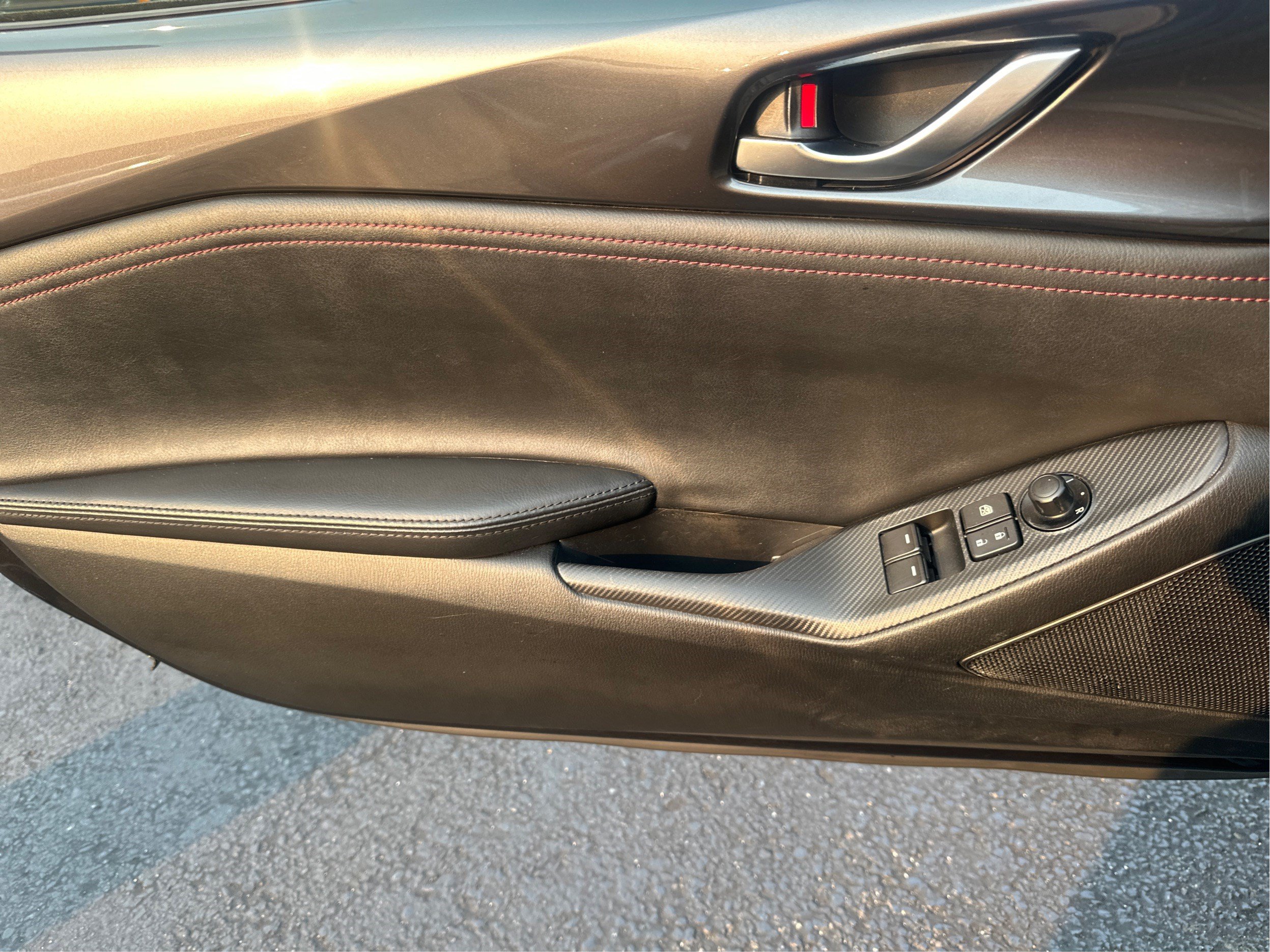 Used 2019 MAZDA MX-5 Miata RF Grand Touring RWD image 17