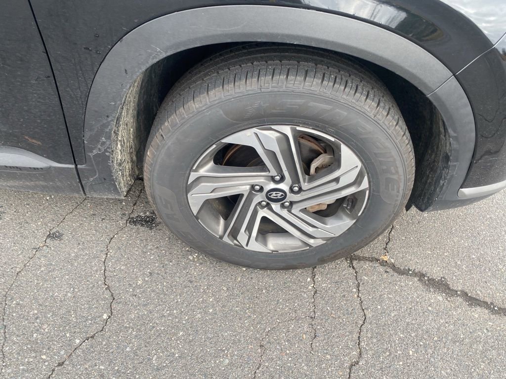 Used 2023 Hyundai Santa Fe SEL image 9