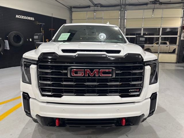 Used 2025 GMC Sierra 2500 AT4 image 10