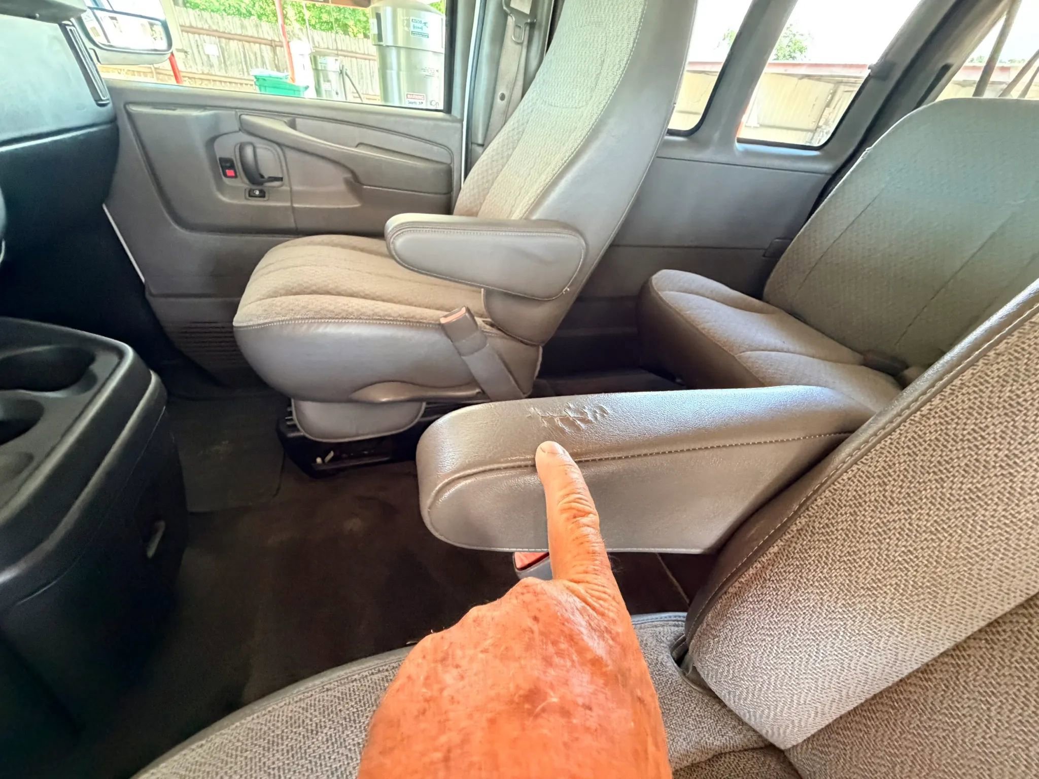Used 2014 Chevrolet Express 3500 LT w/ LT Preferred Equipment Group RWD image 16