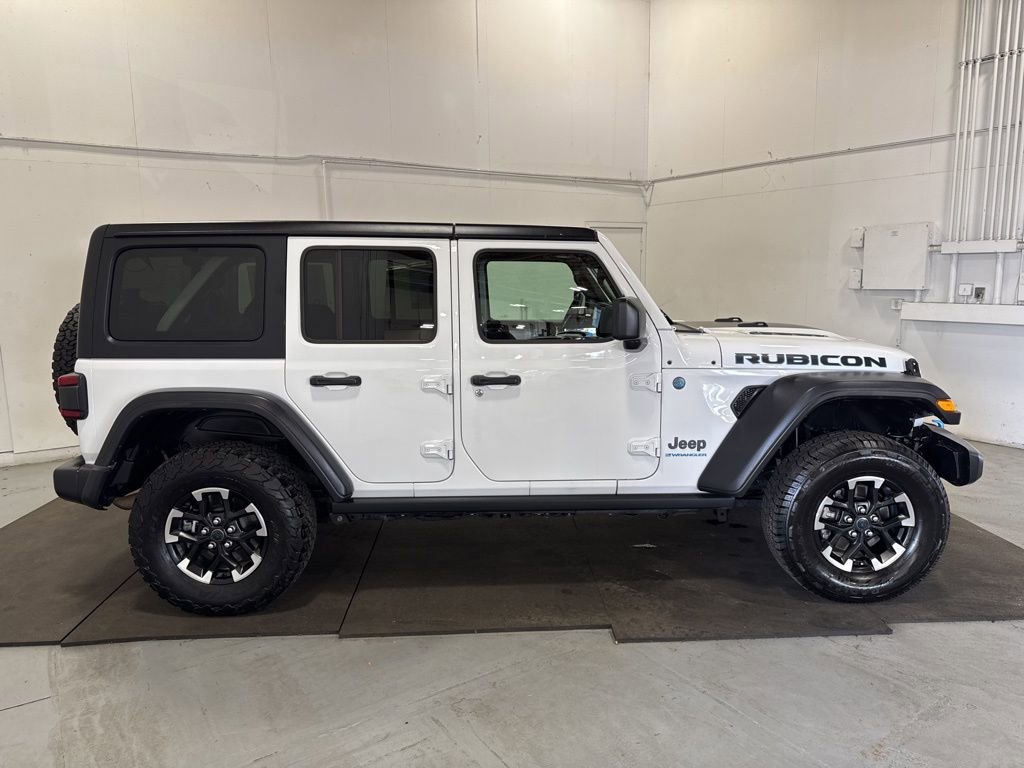 Used 2024 Jeep Wrangler Unlimited Rubicon 4xe image 8